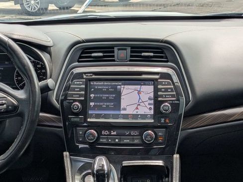Used 2017 Nissan Maxima Platinum FWD image 17
