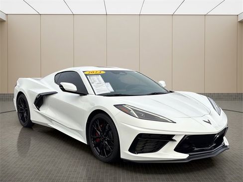 Used 2024 Chevrolet Corvette Stingray Premium Cpe w/ Z51 Performance Package image 7