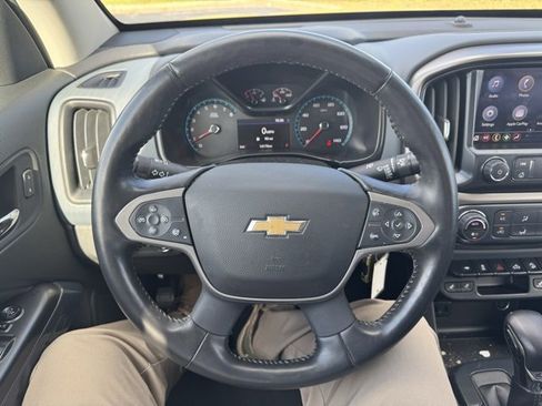 Used 2022 Chevrolet Colorado Z71 image 15
