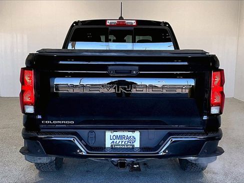 Used 2023 Chevrolet Colorado Trail Boss w/ Technology Package image 6
