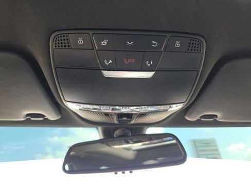 Used 2017 Mercedes-Benz C 300 4MATIC Sedan image 23