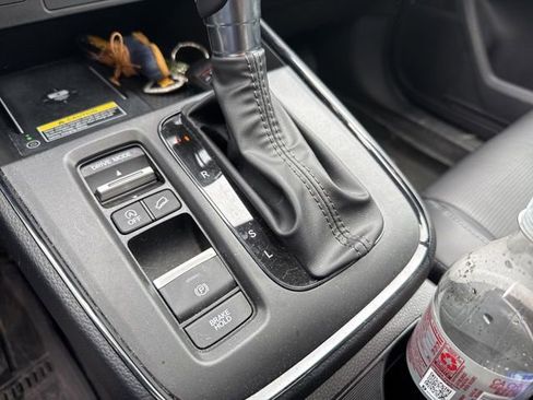 Used 2024 Honda CR-V EX-L image 37
