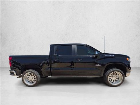 Used 2025 Chevrolet Silverado 1500 LT w/ Texas Edition Plus RWD image 4