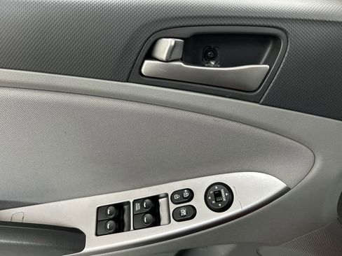 Used 2017 Hyundai Accent Value Edition FWD image 11