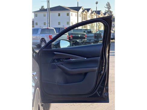 Used 2024 MAZDA CX-30 AWD 2.5 S w/ Premium Package image 10