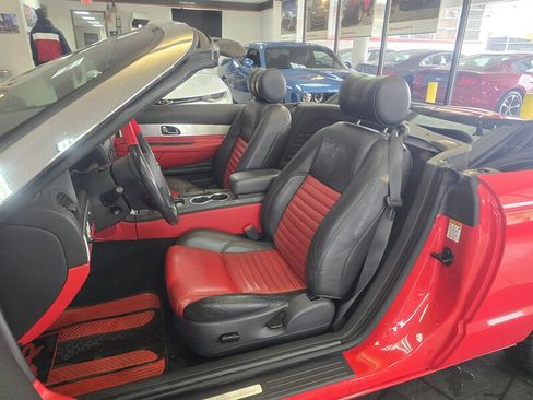 Used 2002 Ford Thunderbird image 9