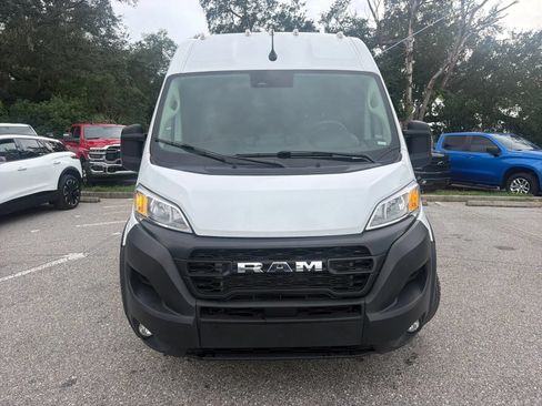 Used 2025 RAM ProMaster 2500 w/ Convenience Group FWD image 4