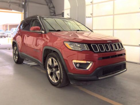 Used 2019 Jeep Compass Limited FWD image 3
