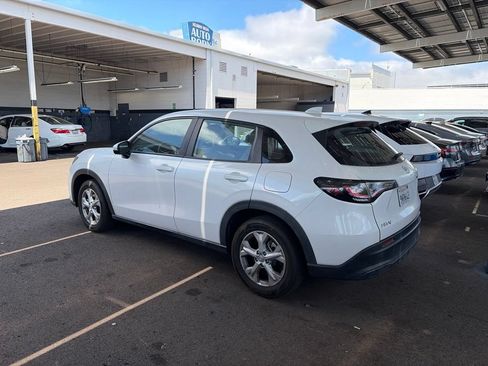 Used 2024 Honda HR-V LX image 13