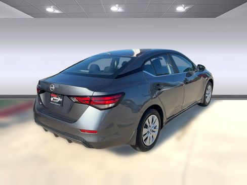 New 2025 Nissan Sentra S image 9