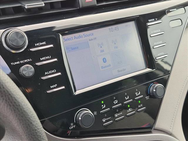Used 2019 Toyota Camry LE FWD image 14