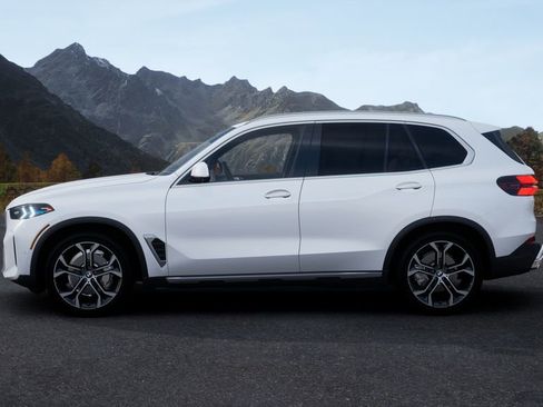 New 2026 BMW X5 xDrive40i AWD/4WD image 4