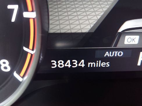 Used 2023 Nissan Rogue SL w/ SL Premium Package image 18