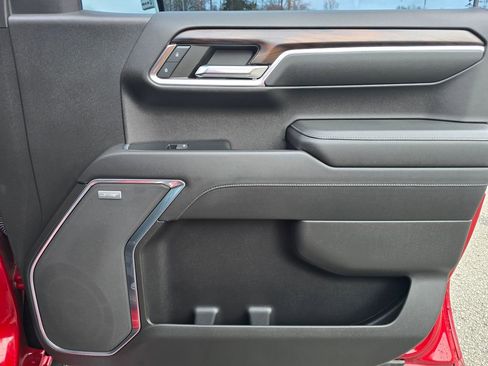 Used 2022 GMC Sierra 1500 SLT w/ SLT Premium Plus Package image 46