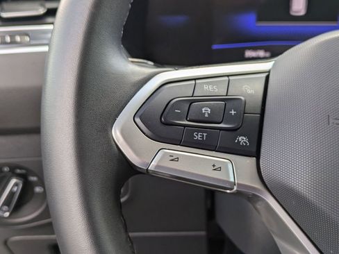 Used 2024 Volkswagen Tiguan Wolfsburg Edition image 19