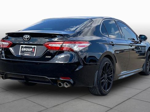 Used 2018 Toyota Camry XSE FWD image 13