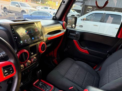 Used 2012 Jeep Wrangler Unlimited Sport image 75