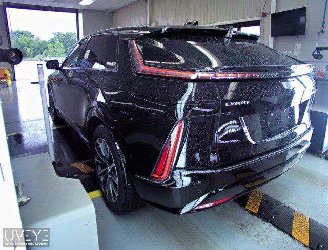 Used 2024 Cadillac Lyriq Sport w/ LPO, Floor Liner Package AWD/4WD image 6