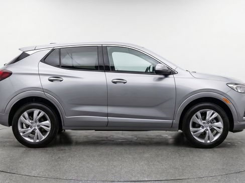 Used 2025 Buick Encore GX Preferred AWD/4WD image 11