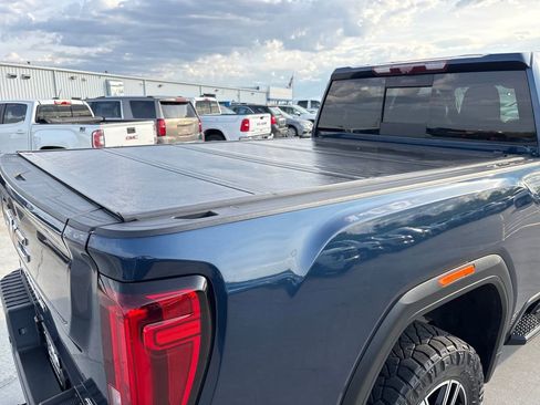Used 2022 GMC Sierra 2500 AT4 w/ AT4 Premium Plus Package AWD/4WD image 40