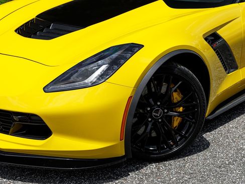 Used 2019 Chevrolet Corvette Z06 RWD image 32