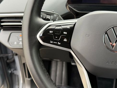New 2026 Volkswagen ID.4 Pro AWD/4WD image 15