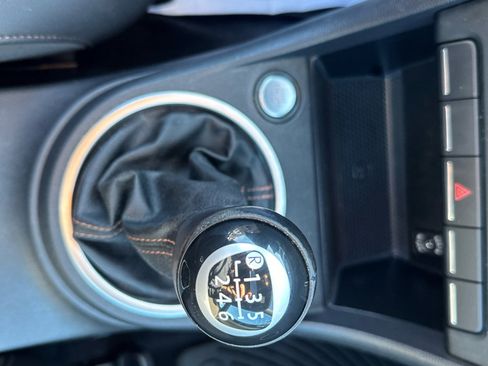 Used 2013 Volkswagen Beetle Turbo image 15