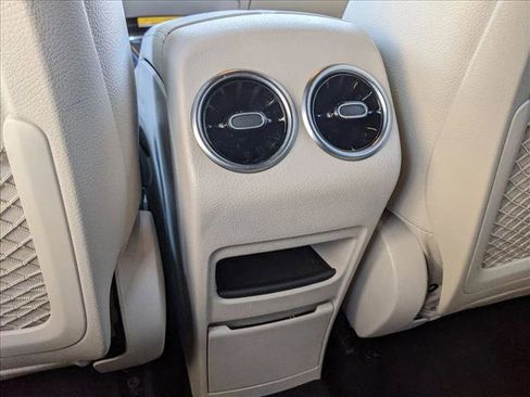 Certified 2025 Mercedes-Benz GLA 250 4MATIC image 19