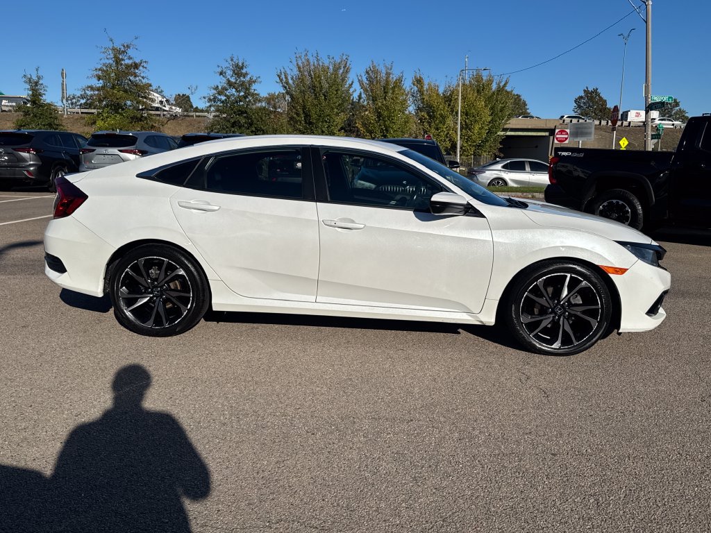 Used 2020 Honda Civic Sport image 9