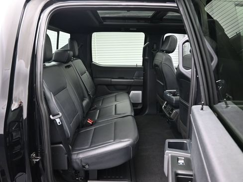Used 2025 Ford F150 Lariat w/ Equipment Group 502A High AWD/4WD image 12