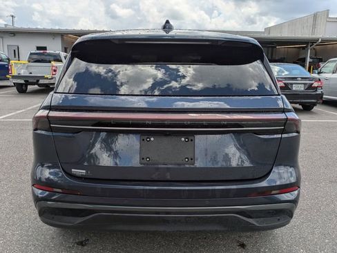 Certified 2024 Lincoln Nautilus Premier w/ Equipment Group 102A AWD/4WD image 4