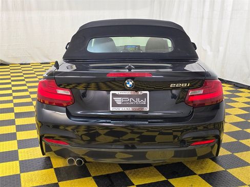 Used 2015 BMW 228i Convertible image 4