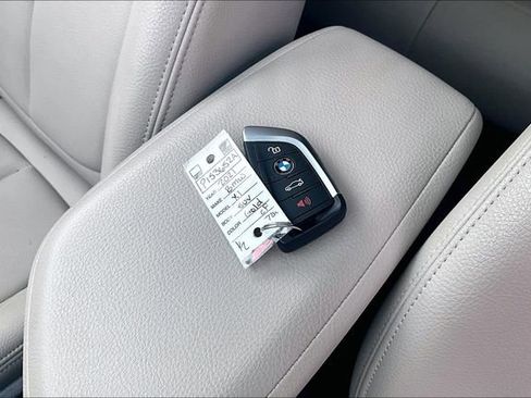 Used 2021 BMW X1 sDrive28i w/ Premium Package FWD image 10