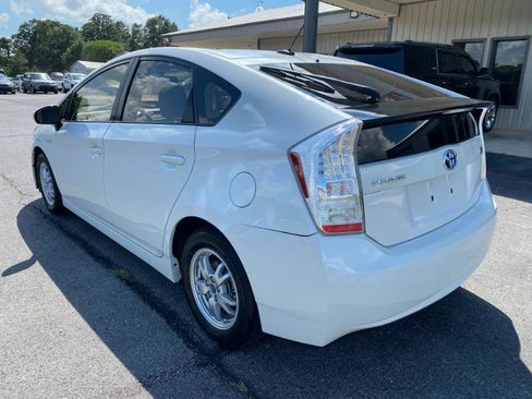 Used 2010 Toyota Prius FWD image 3