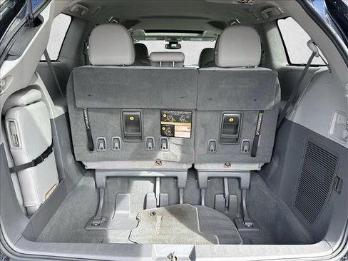Used 2020 Toyota Sienna XLE image 28