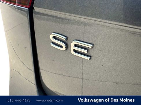 Certified 2024 Volkswagen Tiguan SE image 6