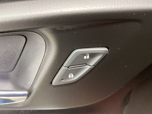 Used 2018 Chevrolet Malibu LT image 27