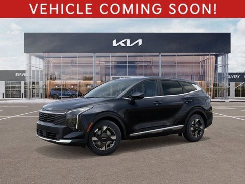 New 2026 Kia Sportage LX image 3