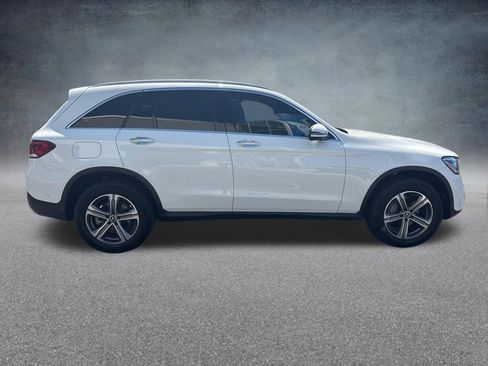 Used 2022 Mercedes-Benz GLC 300 4MATIC image 5