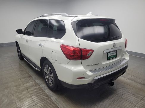 Used 2020 Nissan Pathfinder SV image 5