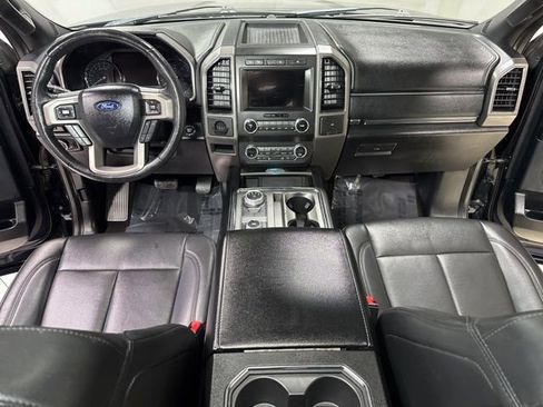 Used 2021 Ford Expedition XLT AWD/4WD image 16