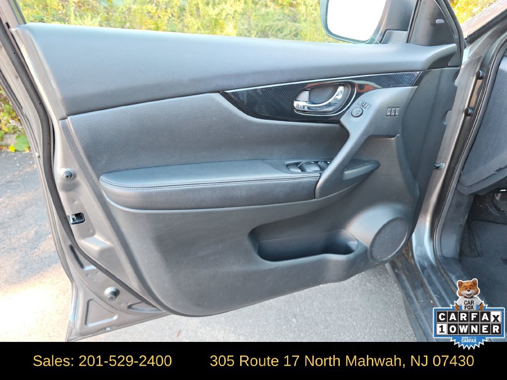 Used 2019 Nissan Rogue SL AWD/4WD image 11