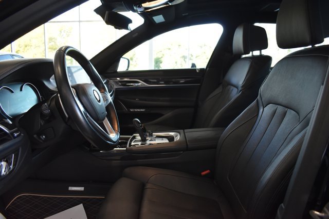 Used 2017 BMW 740e xDrive AWD/4WD image 11