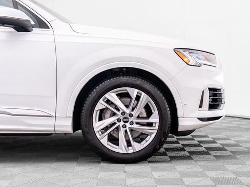 Used 2022 Audi Q7 3.0T Prestige w/ Prestige Package AWD/4WD image 34