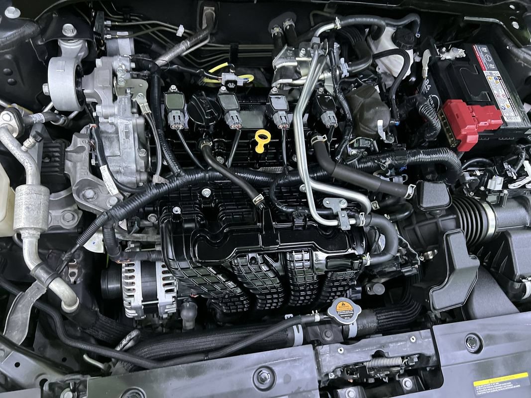 Used 2024 Nissan Altima 2.5 SR FWD image 18
