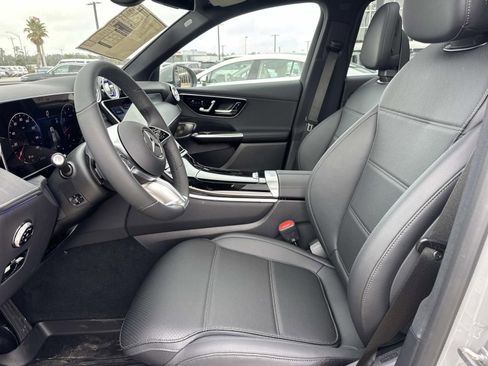 New 2026 Mercedes-Benz GLC 300 4MATIC image 9