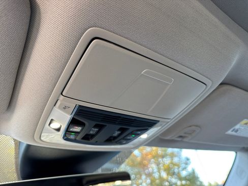 Used 2023 Acura MDX FWD w/ Technology Package image 31