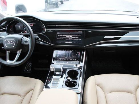 Used 2023 Audi Q7 3.0T Premium Plus w/ Premium Plus Package AWD/4WD image 19