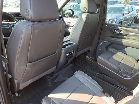Used 2022 GMC Yukon Denali image 13