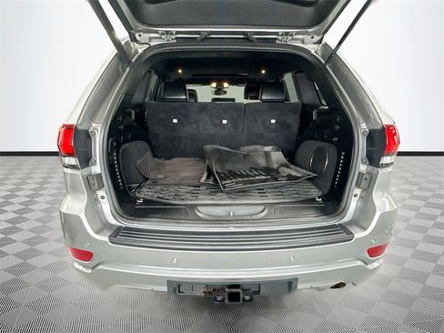 Used 2019 Jeep Grand Cherokee Altitude image 27
